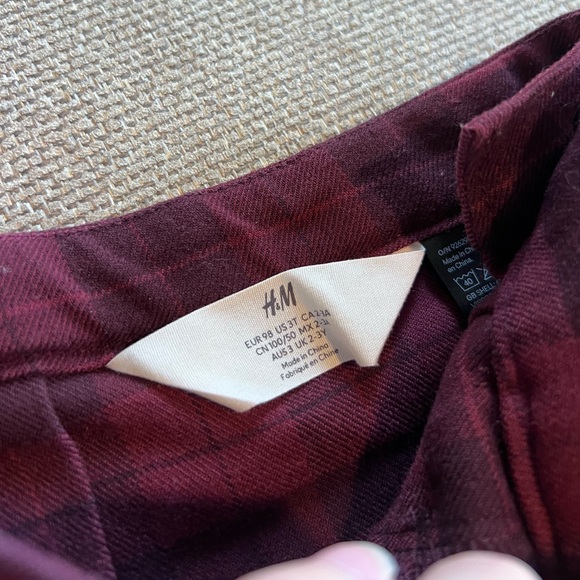 H&M Pleated Skirt - Picture 4 of 5